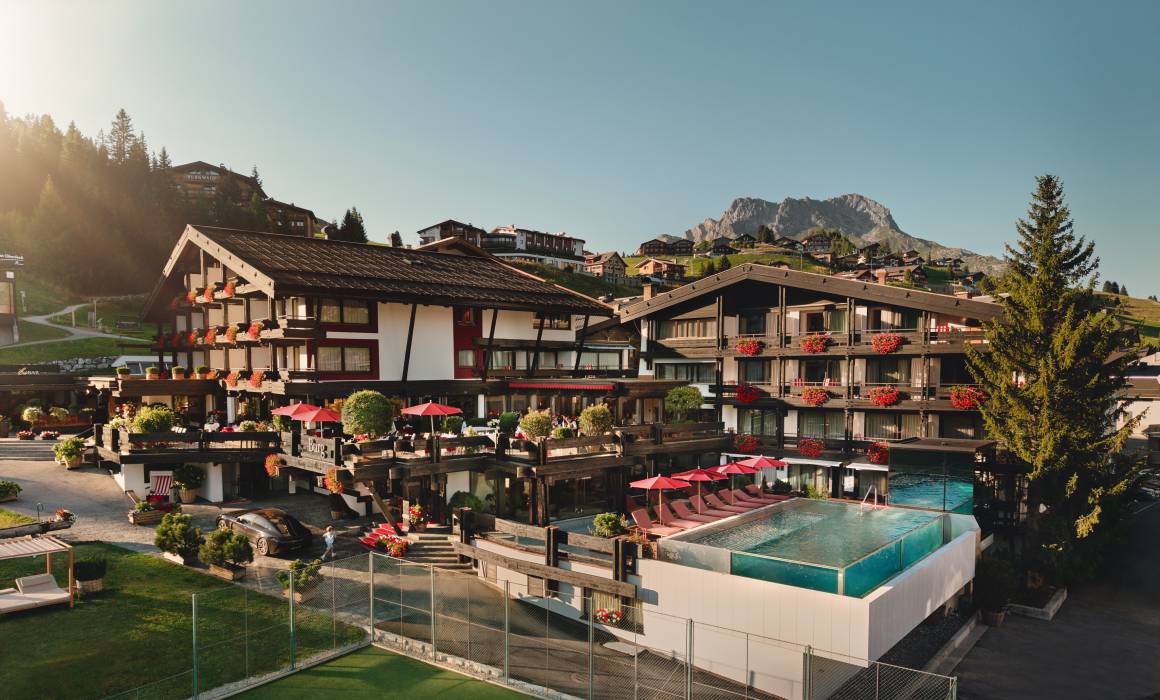 Burg Hotel Lech am Arlberg direkt im Wandergebiet