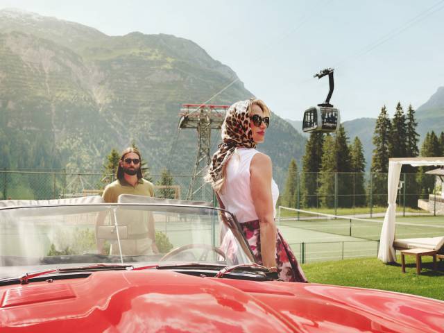 Arrival at the Burg Hotel am Arlberg in summer