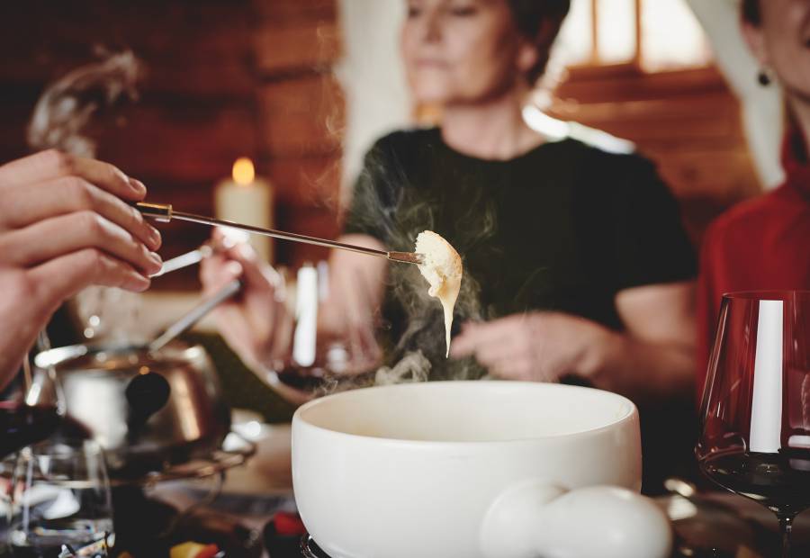 Enjoy conviviality - Burghotel Oberlech